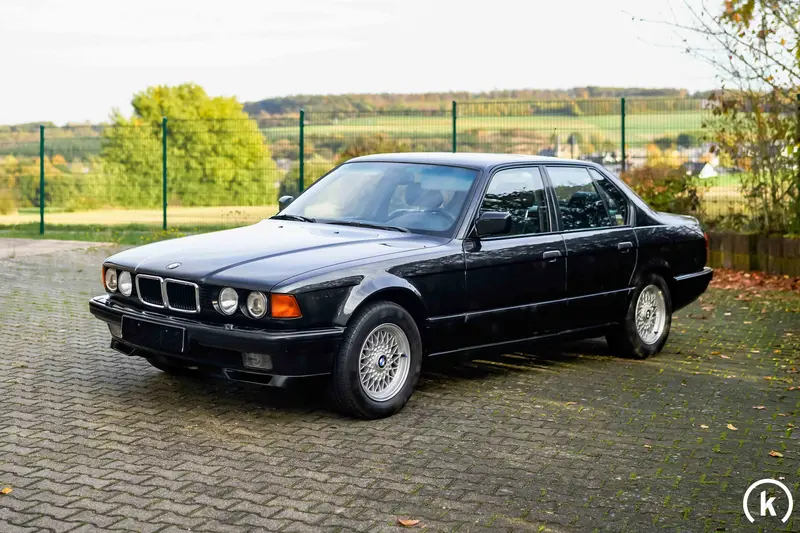 BMW E32 740i Diamantschwarzmetallic Shadowline Ausstattung hervorragender Zustand Historie (1992)