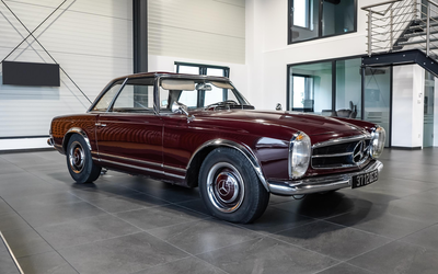 Mercedes-Benz W113 230 SL Partially restored From 2nd hand Accident-free Only 77,535 km German first delivery (1964)