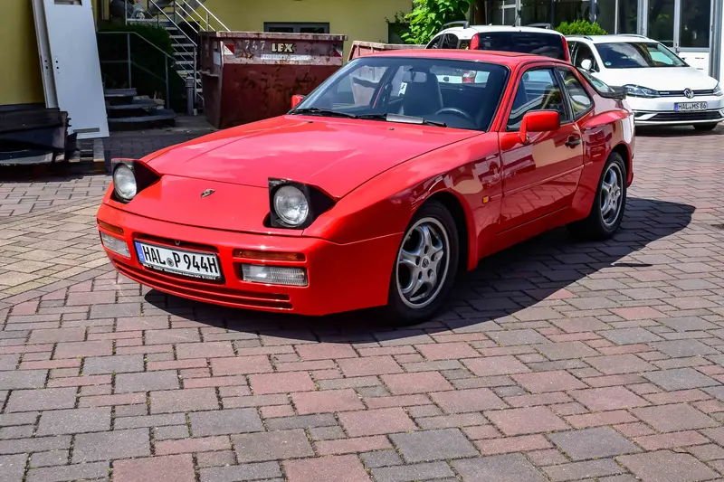 Porsche 944 Targa H-approval, technically and optically overhauled, approx. 10,000 € invested, new tires, new brakes (1986)