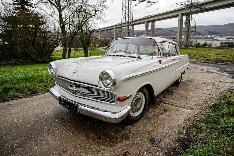 Opel Kapitän P2 2.6 2nd hand H license plate 8.000 € invested (1961)