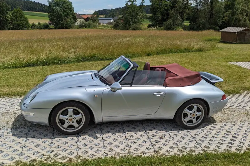Porsche 993 Carrera 2 Cabriolet (1994)