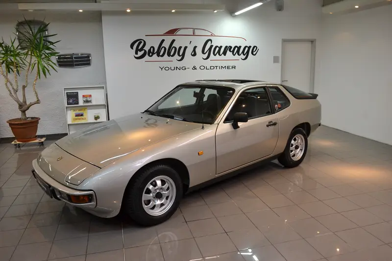 Porsche 924 (1984)
