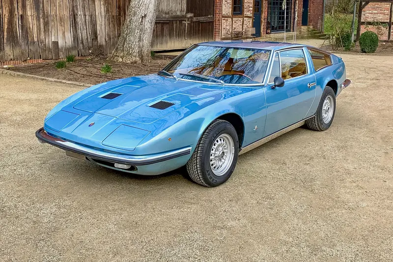 Maserati Indy 4200 Celeste Chiaro TÜV Servo 5-Gang Schalter aus privater Sammlung (1973)