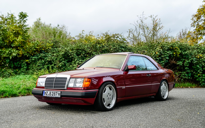 Mercedes-Benz W124 300 CE 24V Teilrestauriert Aus 2. Hand Getrag-Getriebe AMG-Leichtmetallfelgen Schiebedach (1991)