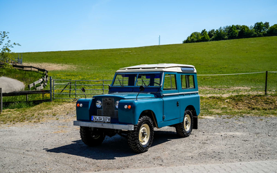 Land Rover LR 88 (1963), vollständig restauriert, äußerst guter Zustand, mit Wertgutachten Note 2+