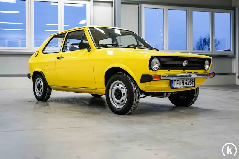 Volkswagen Polo 1 Type 86 GLS extensively restored Blaupunkt Radio (1980)