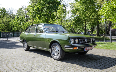 Lancia Beta Berlina 1800 Unfallfrei 2. Hand H-Kennzeichen 22.000km TÜV Originalfarbe Erbsengrün (1975)