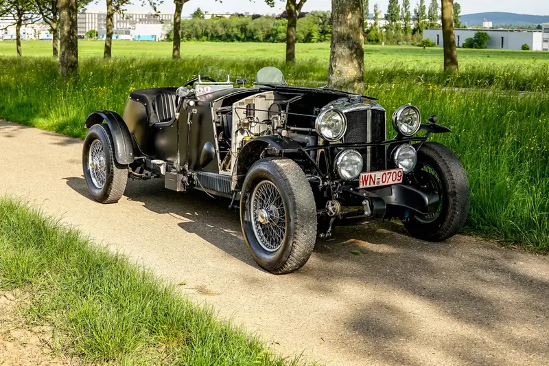 Railton Light Sports Straight 8 RHD (1938), extensively restored, canvas cover, good condition