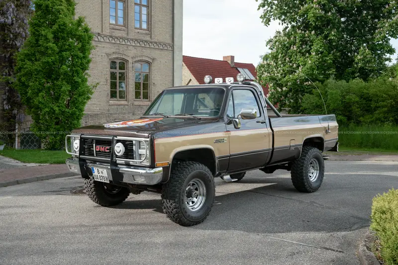 Chevrolet K30 "Fallguy Truck" (1987), ikonischer Klassiker, Classic Analytics Note 2, neuer Service durchgeführt