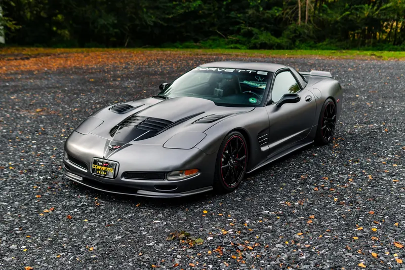 Chevrolet Corvette C5 accident-free 2nd hand TÜV approved service maintained extensively repaired 25.000 € investment (1998)