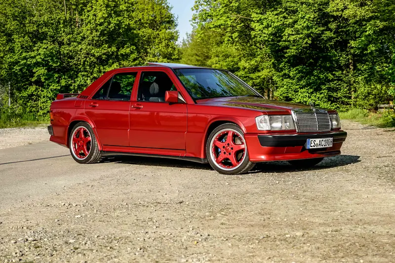Mercedes-Benz W201 190E 2,5-16V, umfangreich restauriert, sehr guter Zustand (1988)