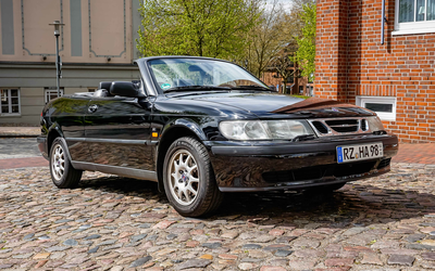 Saab 9-3 Cabrio aus 2. Hand lückenloses Scheckheft guter Zustand (1999)