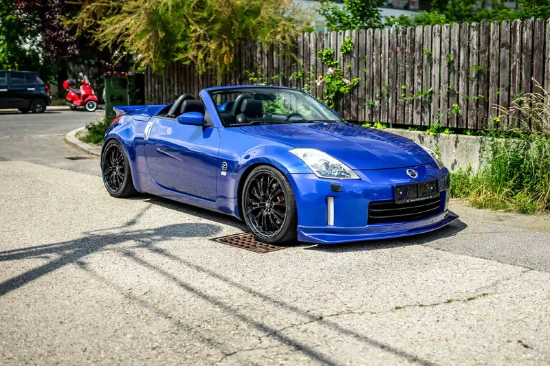 Nissan 350 Z Cabrio mit Premium Pack aus 2. Hand Matching Numbers Unfallfrei 301 PS (2006)