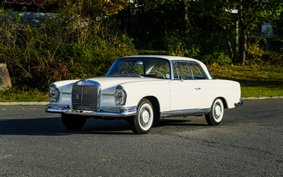 Mercedes-Benz W111 220 SEb, umfangreich restauriert, Kurzbewertung Note 2 (1965)