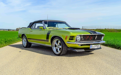 Ford Mustang Boss 302 Tribute Umbau 4.9 Liter mit Leichtmetallventildeckel aus 2. Hand Wertgutachten Note 2+ (1970)