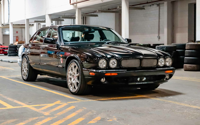 Jaguar XJR 100 Limited Edition V8 Supercharged 367PS (2002)