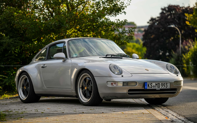 Porsche 911 993 Carrera 2 (1997), Historie nachvollziehbar, klassische Farbkombination, Classic Data 2-