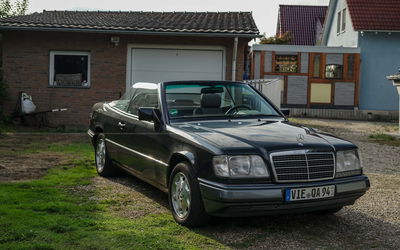 Mercedes-Benz A124 E 200 Cabriolet (1994), Sammlerfahrzeug, unfallfrei, sehr gepflegt, seit 26 Jahren im Familienbesitz