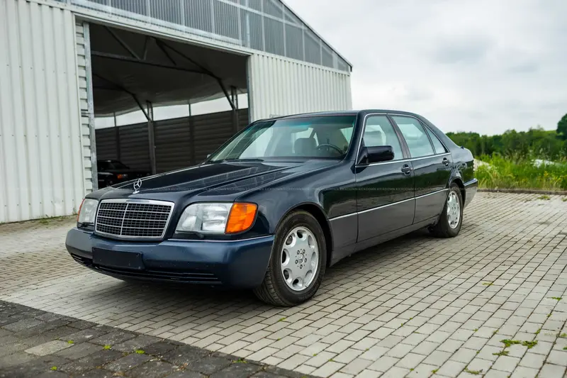 Mercedes Benz W140 600 SEL (1992), 1. Hand, sehr umfangreiche Ausstattung mit Klapptisch und Faxgerät