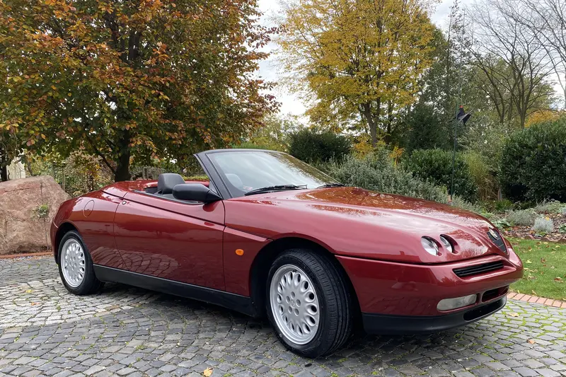 Alfa Romeo Spider 916 2.0 (1995)