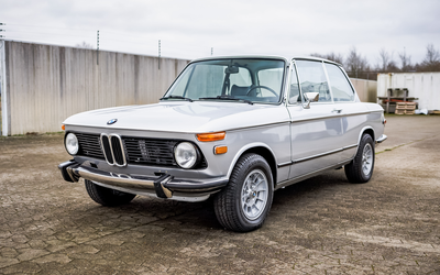 BMW 2002 Restauriert Matching Numbers Polaris-Silber 100 PS 4-Gang (1974)