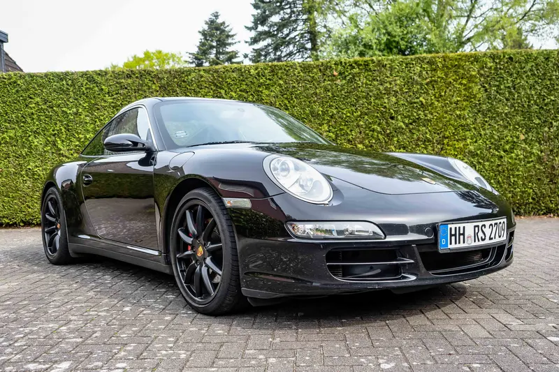 Porsche 911 997 Targa 4S Schwarz / Schwarz aus 2. Hand lückenloses Scheckheft nur 71.788 km Laufleistung (2009)