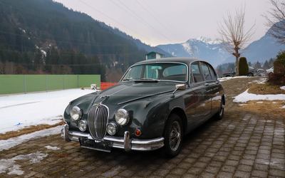 Jaguar MKII 2.4 (1960), schöne Farbkombination, Sammlerfahrzeug