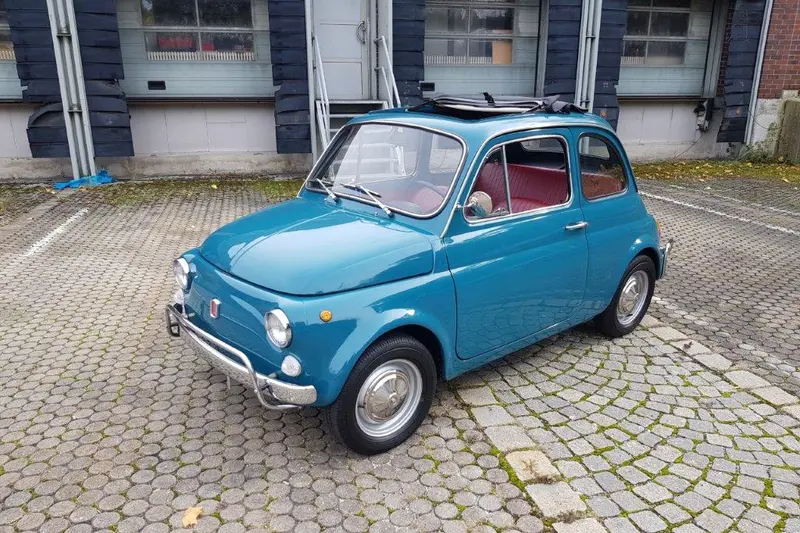 Fiat 500L Neuwagenzustand