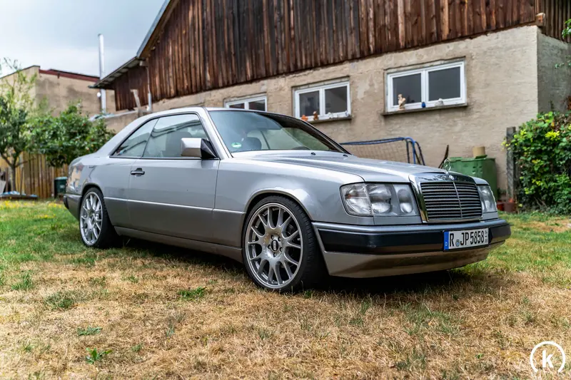 Mercedes-Benz W124 CE 220 BBS alloy wheels heated seats (1992)