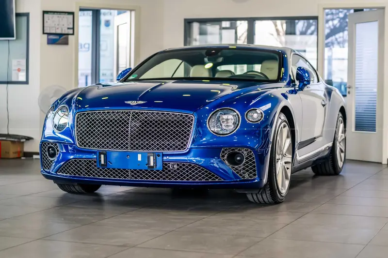 Bentley Continental GT from 3rd hand, complete checkbook, very good condition, low mileage (2018)