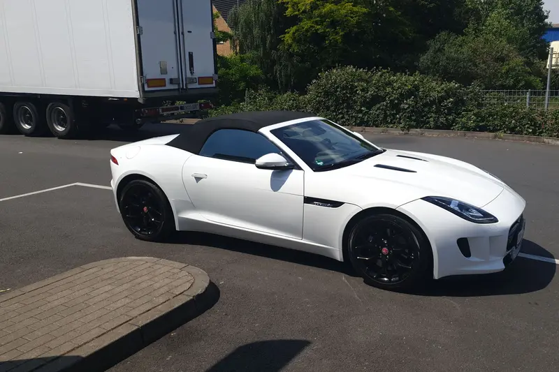 Jaguar F Type (2014)