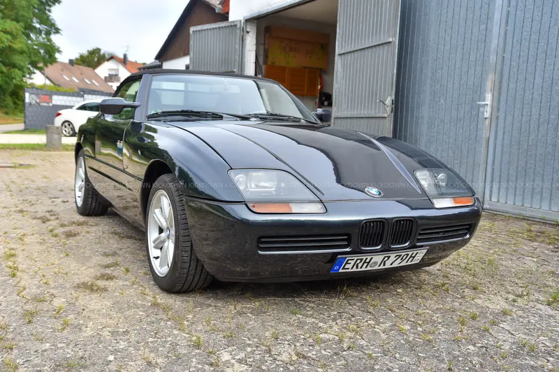 BMW Z1 Roadster (1992) in klassischer Farbkombination, Zahnriemen und Verdeck erneuert, H-Kennzeichen