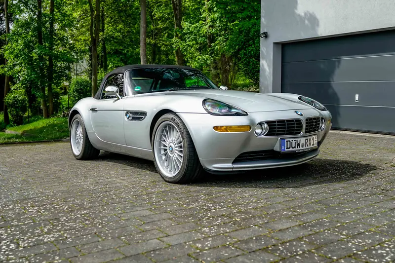 BMW Z8 Roadster aus 3. Hand Scheckheft Hardtop 6-Gang Schalter guter Zustand (2001)