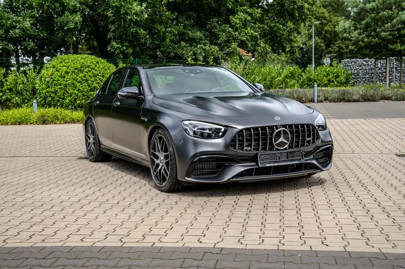 Mercedes-Benz E 63S AMG Final Edition 1 OF 999 Sondermodell Neuwagen (2023)