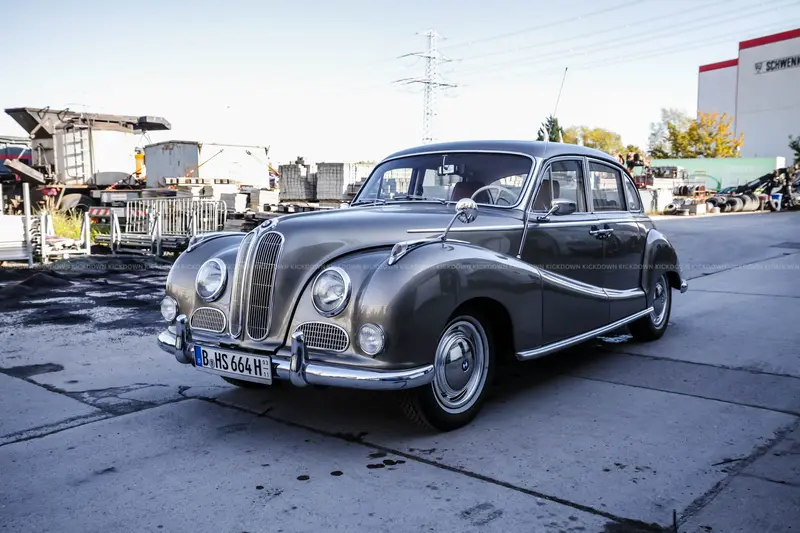 BMW 502 3.2 Super "Barockengel" (1960), Schiebedach, restauriert, Schätzung Note 1,6