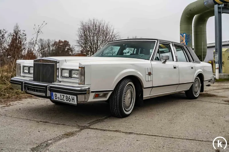 Lincoln Town Car umfangreich restauriert 12.000 Euro investiert aus 2. Hand (1989)