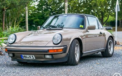Porsche 911 3.2 Targa Fuchsfelgen Becker Traffic Pro Sitze neu beledert (1984)