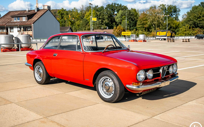 Alfa Romeo GT 1750 Veloce engine overhauled interior restored very good condition (1968)