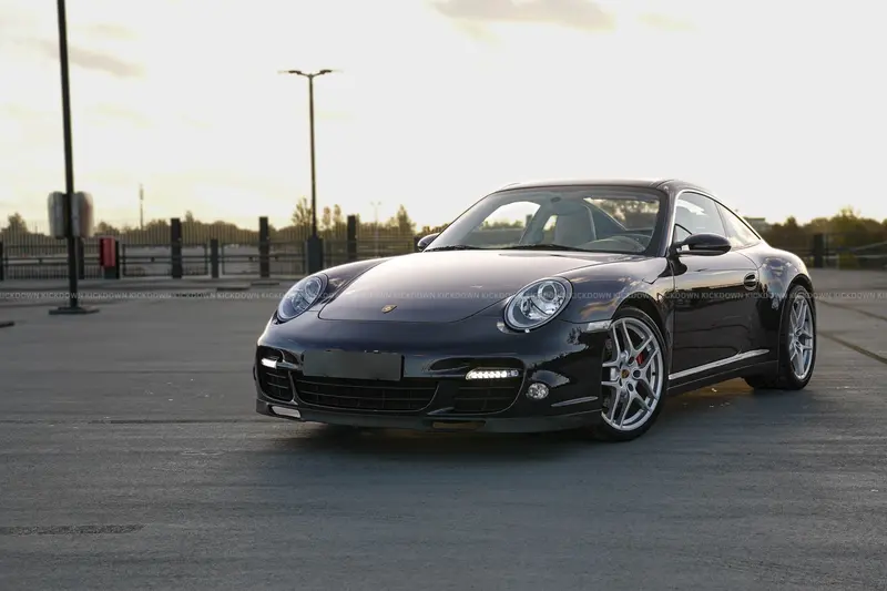 Porsche 911 997.1 Targa 4S (2007), extensive investments made, elegant color combination, full service history