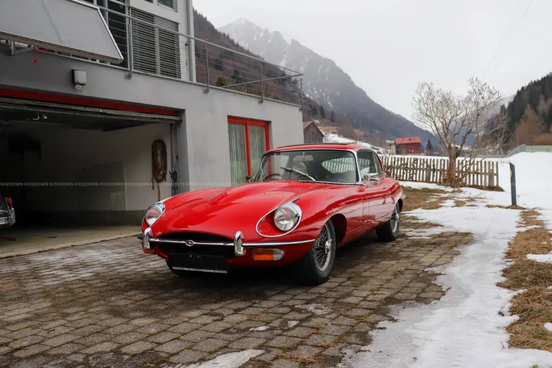 Jaguar E-Type 4.2 Serie 2 (1970), teilrestauriert, hochwertige Lederausstattung, Sammlerfahrzeug
