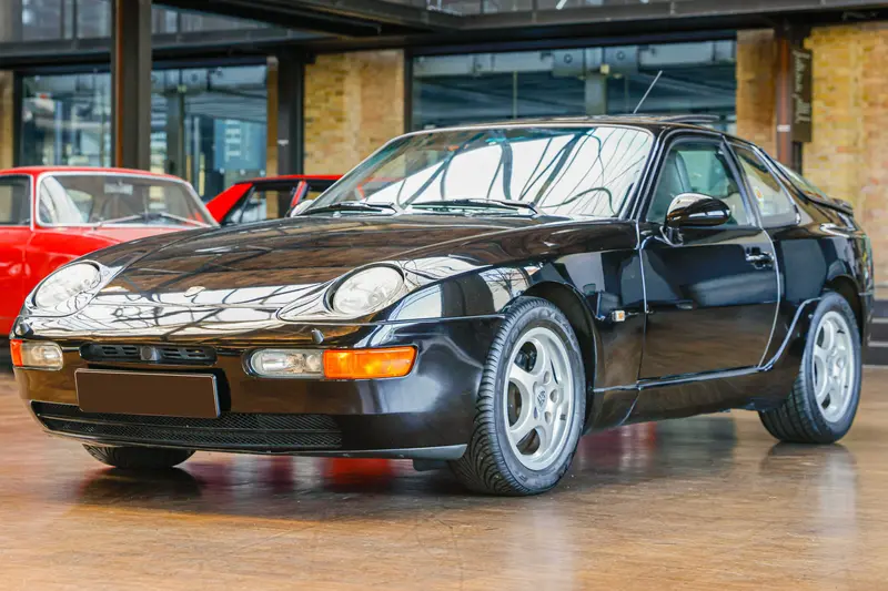 Porsche 968 Targa Coupé original 22.435 km Schwarz Metallic (1994)