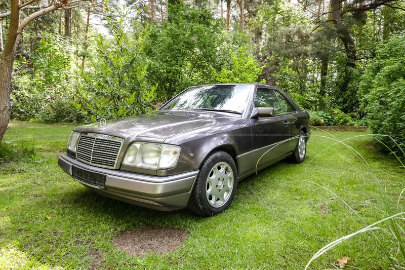 Mercedes Benz W124 220 CE (1993), neuer Service durchgeführt, mit H-Kennzeichen, Motor revidiert