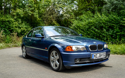 BMW E46 330Ci aus 2. Hand Scheckheft Gepflegt Sonderausstattung (2001)