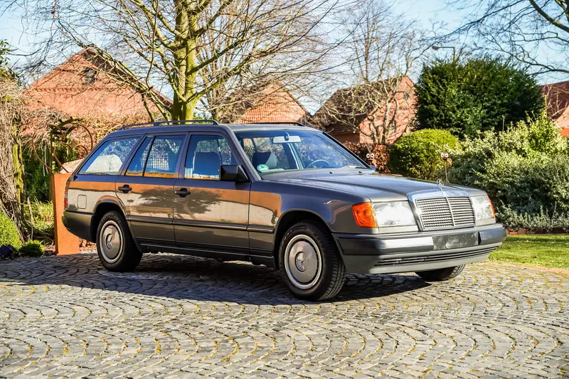 Mercedes Benz W124 230TE Scheckheftgepflegt 1. Hand (1986)