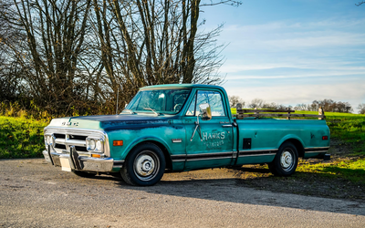GMC C2500 Sierra Custom Camper with TÜV & H license plate partially restored (1969)