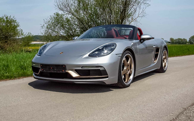 Porsche Boxster 25-Jahre Edition Nr. 444 von 1250 aus 1. Hand nur 2.979 km Laufleistung lückenloses Scheckheft (2021)