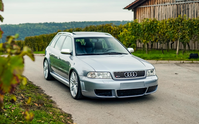 Audi RS4 B5 Scheckheft Gepflegt Turbolader Überholt Neuer Service (2001)