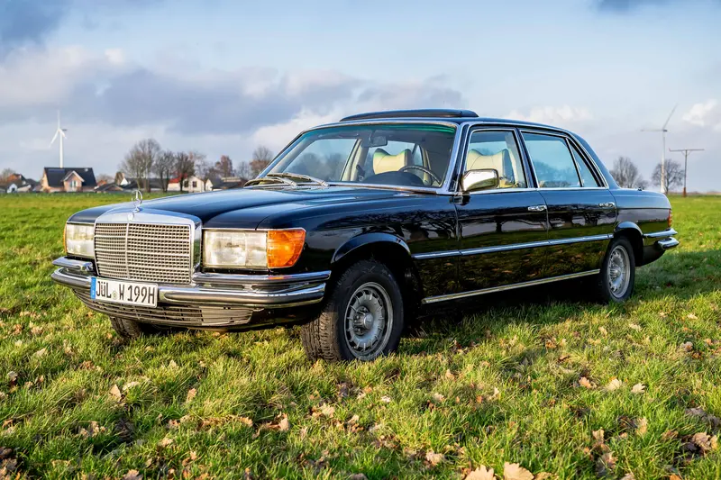 Mercedes Benz W116 450 SEL (1977)