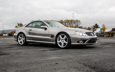 Mercedes Benz R230 SL 55 AMG Convertible V8 engine Fair-weather vehicle with checkbook (2006)