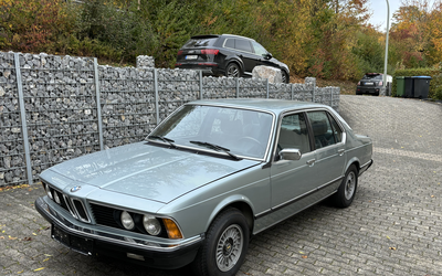 BMW E32 735i aus 2. Hand Restauriert mit TÜV-Gutachten (1980)
